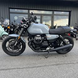 Guzzi V7  Pontivy