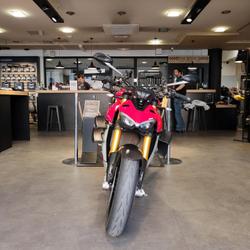 Ducati Streetfighter  Nice