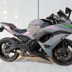 Kawasaki Ninja 650  Pressigny-les-Pins