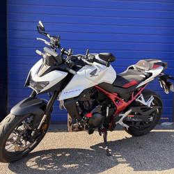 Honda Hornet  Al&egrave;s