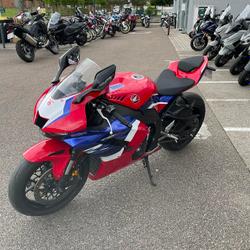 Honda CBR  La Chapelle-Saint-Luc