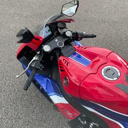 Honda CBR  La Chapelle-Saint-Luc