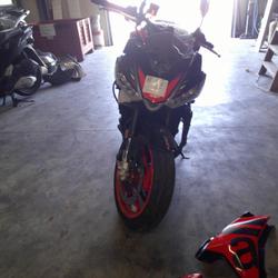 Aprilia Tuono  Arles