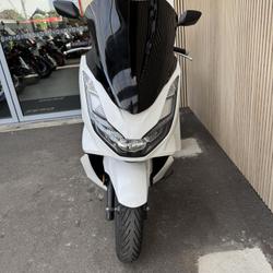 Honda PCX  Saint-Ouen-l'Aum&ocirc;ne