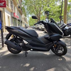 Honda PCX  Paris 11e Arrondissement