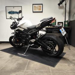Triumph Street  Montlh&eacute;ry