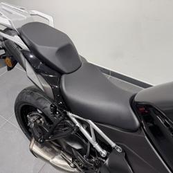 Suzuki GSXS  Ploeren