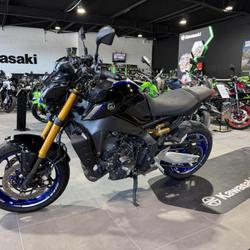 Yamaha MT09  N&icirc;mes