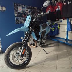 Suzuki M  Saint-Quentin