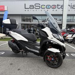 Piaggio MP3  Saint-Martin-d'H&egrave;res