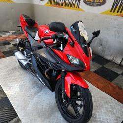 Yamaha YZF R 125  Vitrolles
