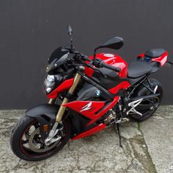 BMW S 1000 R  Villeneuve-Saint-Georges
