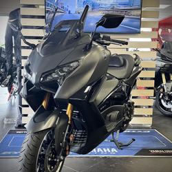 Yamaha T MAX  Saint-Genis-Pouilly