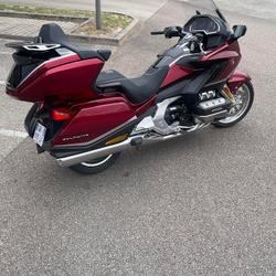 Honda Goldwing  La Chapelle-Saint-Luc
