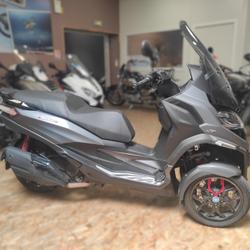 Piaggio MP3  Tr&eacute;gueux