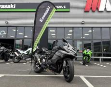 Kawasaki ZX Tours