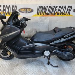 Yamaha T MAX  Vitrolles