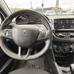 Peugeot 208 1,5 BLUE HDI 100 CH 5 PLACES Lanester