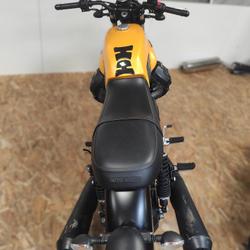 Guzzi V7  Tr&eacute;gueux