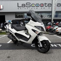 Piaggio X-Evo  Saint-Martin-d'H&egrave;res