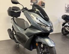 Honda PCX Puilboreau