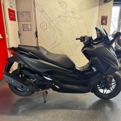 Honda Forza  Paris 10e Arrondissement