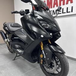 Yamaha T MAX  Orange
