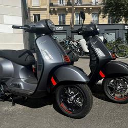 Vespa GTS  Paris 12e Arrondissement