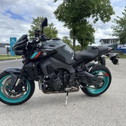 Yamaha MT10  Pontarlier