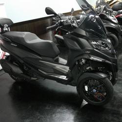 Piaggio MP3  Paris 17e Arrondissement