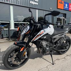 KTM Duke  Chen&ocirc;ve