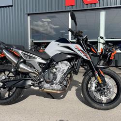 KTM Duke  Chen&ocirc;ve