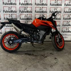 KTM Duke  Arles