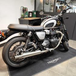 Triumph Bonneville  Montlh&eacute;ry