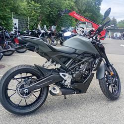 Honda CBR  Saint-Martin-d'H&egrave;res