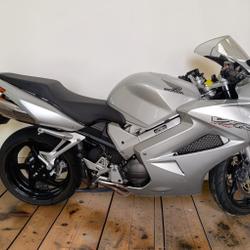 Honda VFR  Pressigny-les-Pins