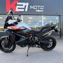 KTM Adventure  Chen&ocirc;ve