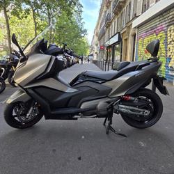 Kymco AK 550  Paris 11e Arrondissement