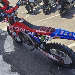 Honda CRF  N&icirc;mes