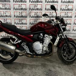 Suzuki GSF  Arles