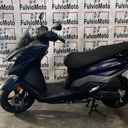 Suzuki Burgman  Arles