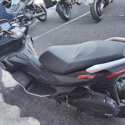 Aprilia SR  N&icirc;mes