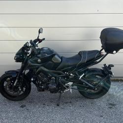 Yamaha MT09  Saint-Martin-d'H&egrave;res