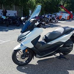 Honda Forza  Saint-Martin-d'H&egrave;res