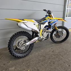 Suzuki RMZ 250  Thillois