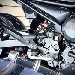 Yamaha XJ6  Saint-Genis-Pouilly