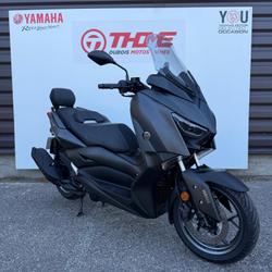 Yamaha X MAX  N&icirc;mes
