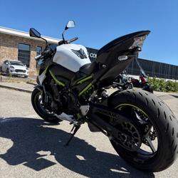 Kawasaki Z  Saint-Clair
