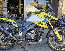 Suzuki VS