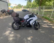 Kawasaki ER Saintes